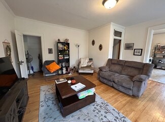 109 E Gorham St, Madison, WI 53703