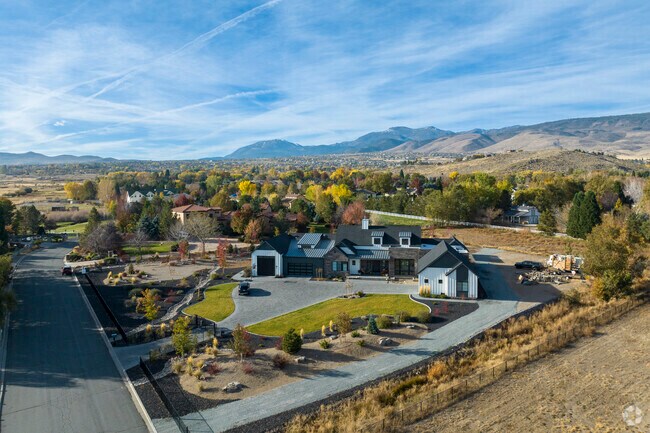 The heart of Zolezzi Lane is filled with large estates, many of which have been built post 2010.