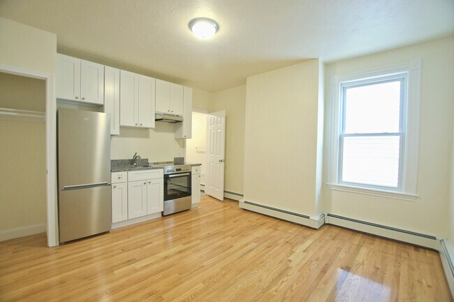 21 Symphony Rd unit 31, Boston, MA 02115 - photo 2
