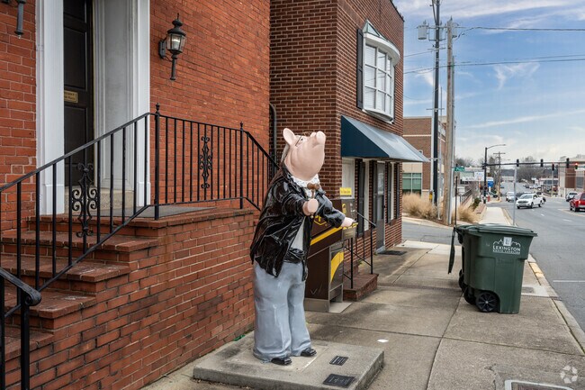 You can find judicial pigs and many more in downtown Lexington, NC.