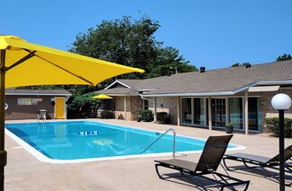 1598 Crestview Dr, Madison, TN 37115