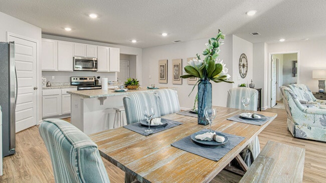 6452 Firefly Dr, Milton, FL 32583 - photo 4