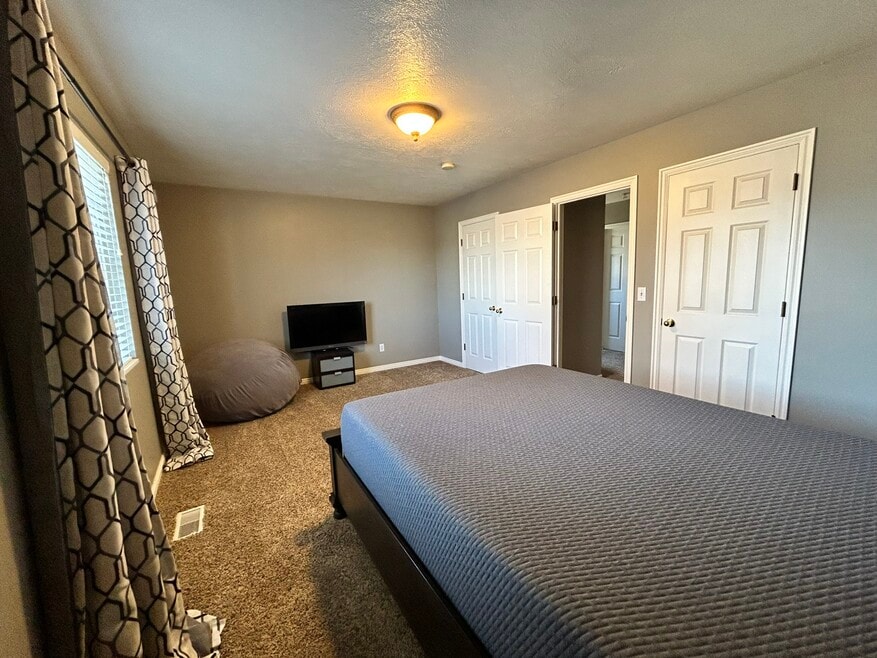 1501 Talon Dr unit 1501 Talon Dr, Logan, UT 84321 - photo 1