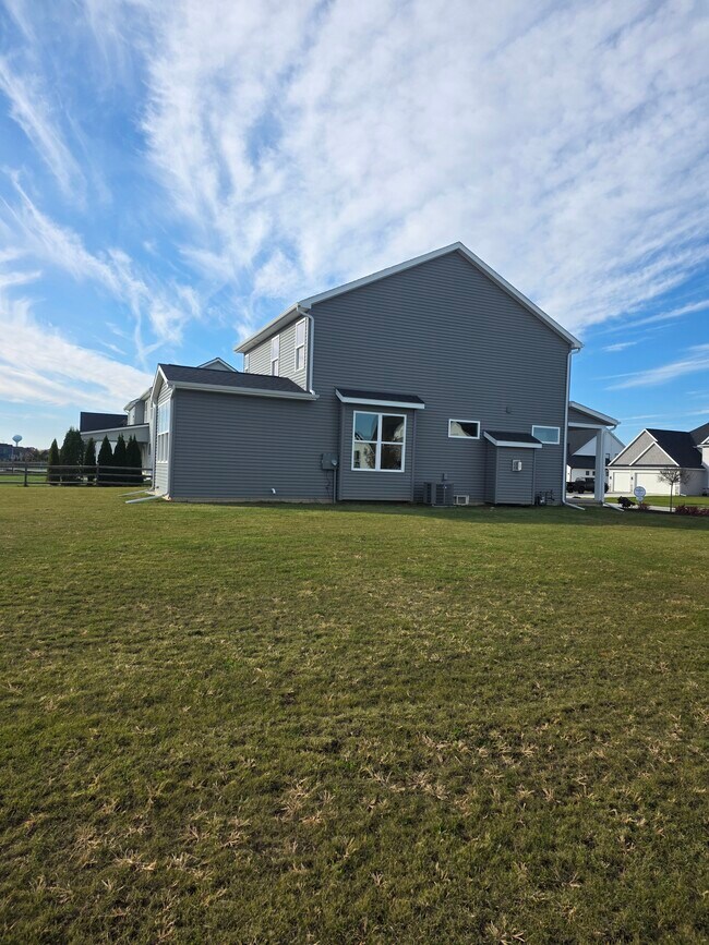 9425 Newbury Ln, Whitehouse, OH 43571 - photo 4