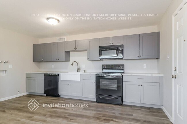 14014 N 61st Ave, Glendale, AZ 85306 - photo 6