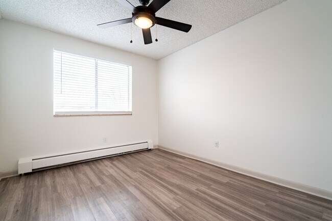 Postmark at Littleton, Littleton, CO 80120 - photo 3