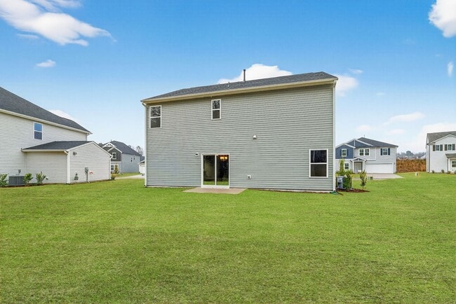 453 Hallingsfield Way, Zebulon, NC 27597 - photo 5