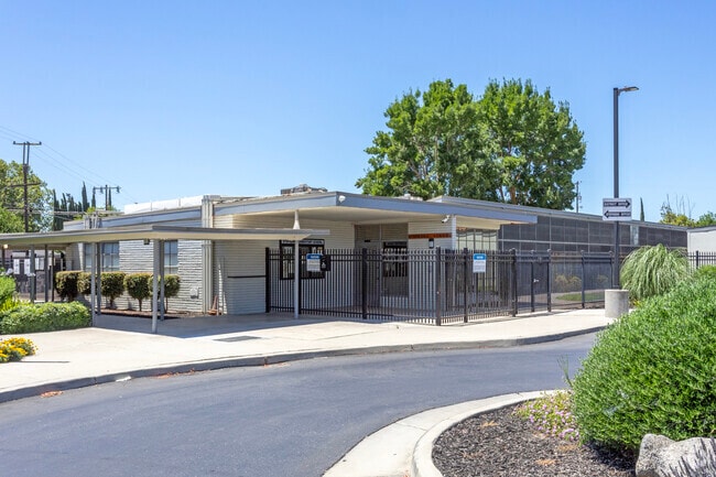 The entrance to Stephens Elementary School in Chowchilla.