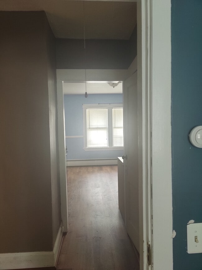 143 Charles St Unit 2, Fitchburg, MA 01420