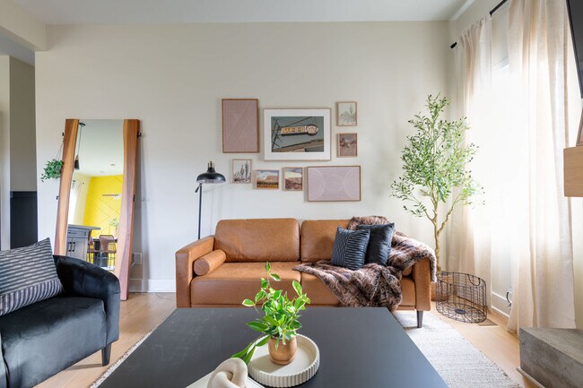 906 Meharry Blvd unit ID1043965P, Nashville, TN 37208 - photo 4