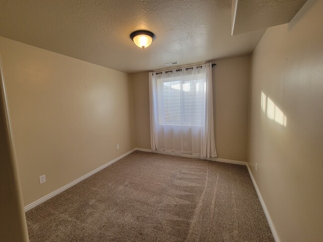 1st bedroom entrance