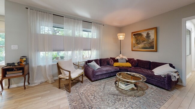 7610 Gault St, Austin, TX 78757 - photo 2