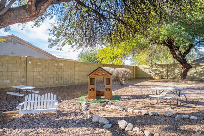 Outdoor fun at Black Mountain Science Academy Montessori in Peoria.