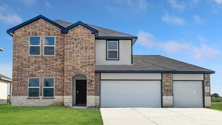211 Homestead Ct, Dayton, TX 77536