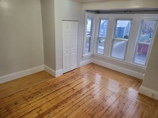 188 Perkins Ave unit 188 Perkins Ave, Brockton, MA 02302 - photo 2