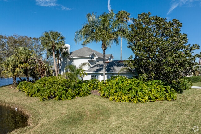 Large trees are a focal feature for many homes in Marsh Creek.
