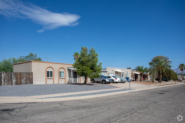 A row of standard homes in Stella Mann.