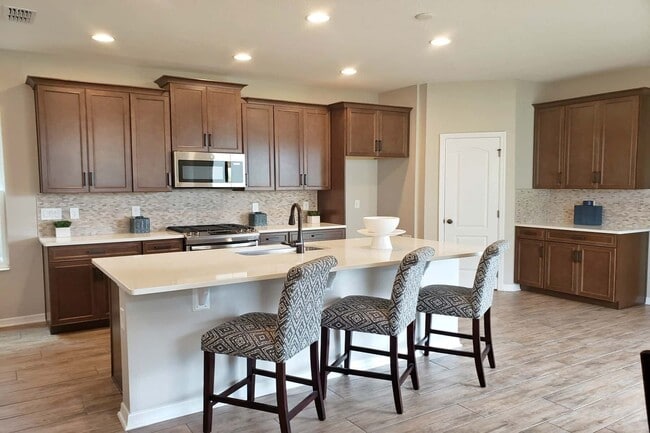 17317 Beachgrass Aly, Winter Garden, FL 34787 - photo 3