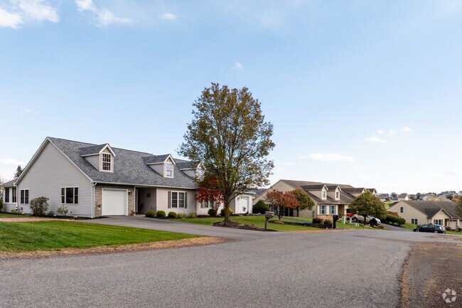 There are a plethora of homes waiting for those hoping to settle down in Hemlock, PA.