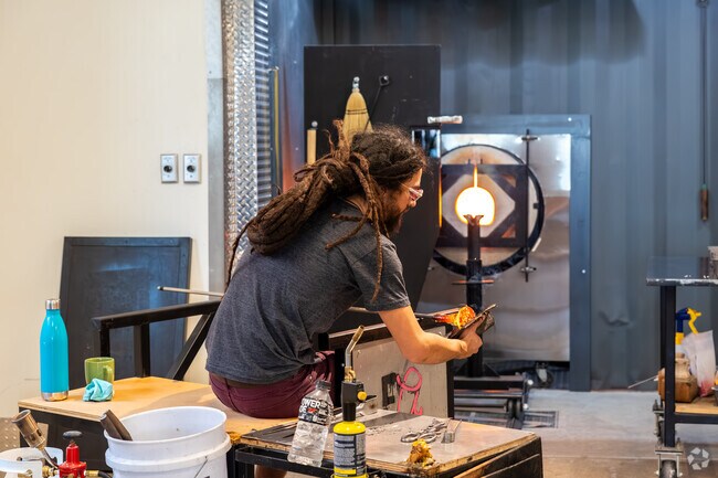 Englewood Arts has visiting artists, classes & galleries that locals visit throughout the year.