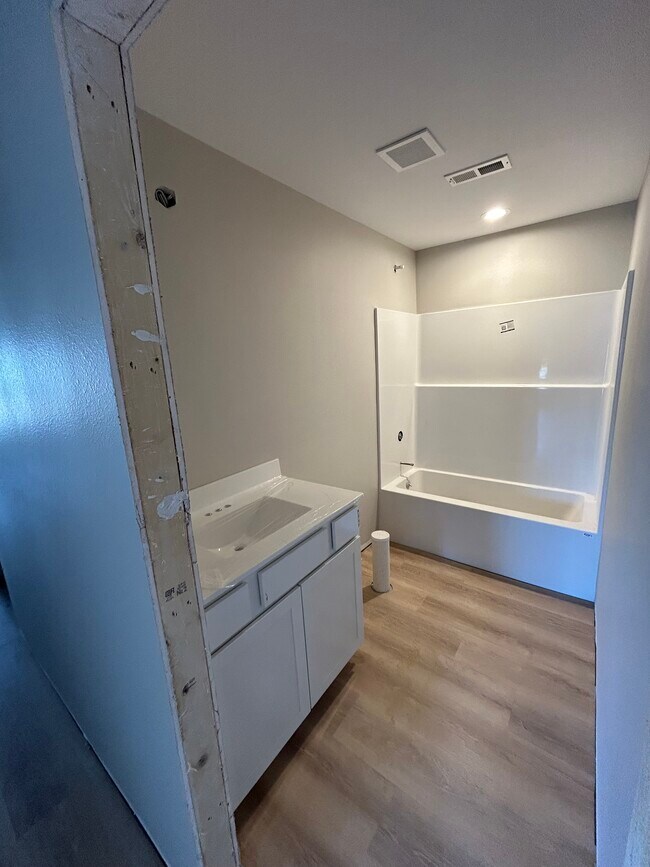 304 Jennifer, Germantown, IL 62245 - photo 6