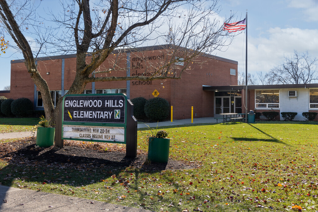 Englewood Hills