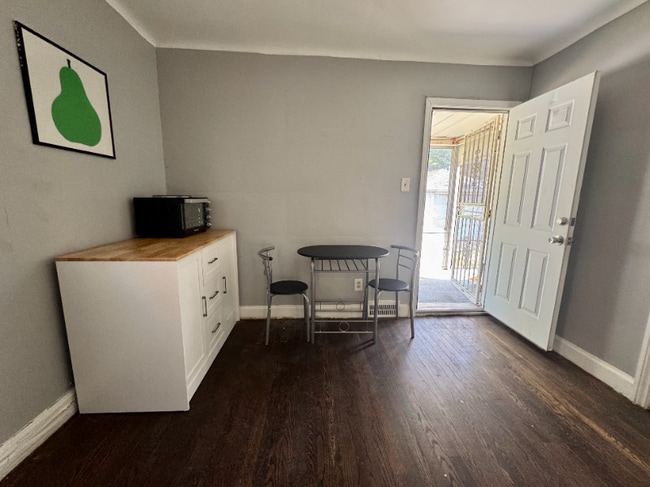 5284 Devonshire Rd, Detroit, MI 48224 - photo 4