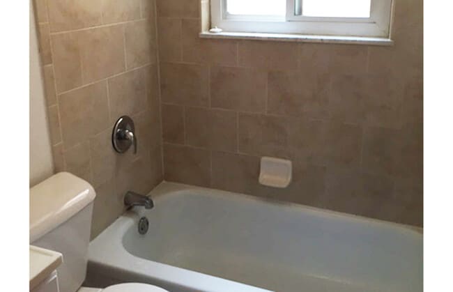 Bishop 3245-6 Bathroom 2