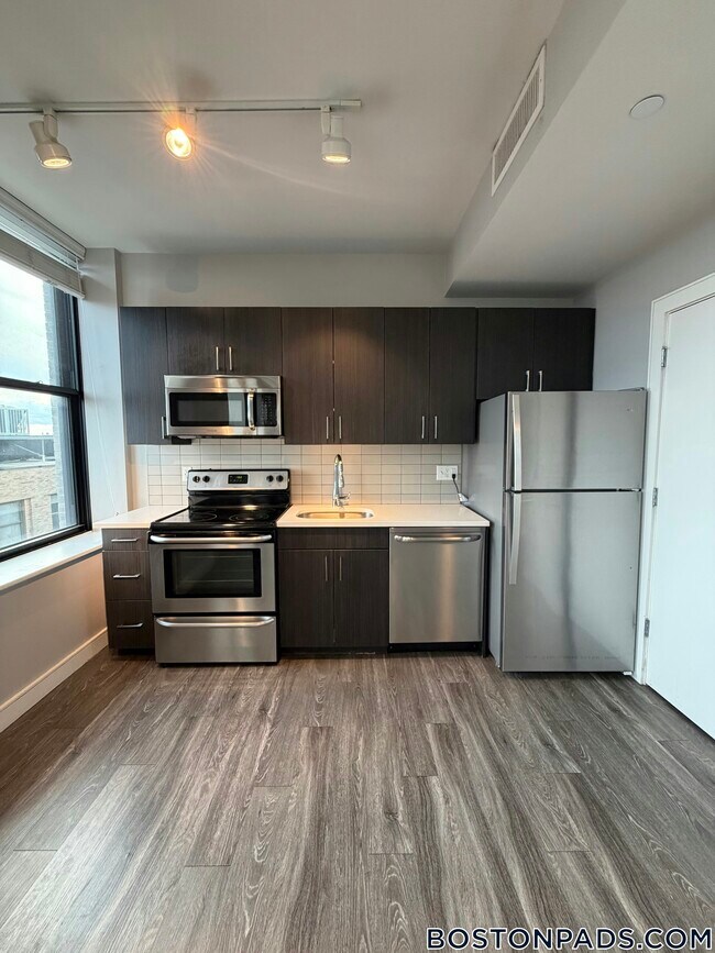 23 Central Ave Unit 605, Lynn, MA 01901