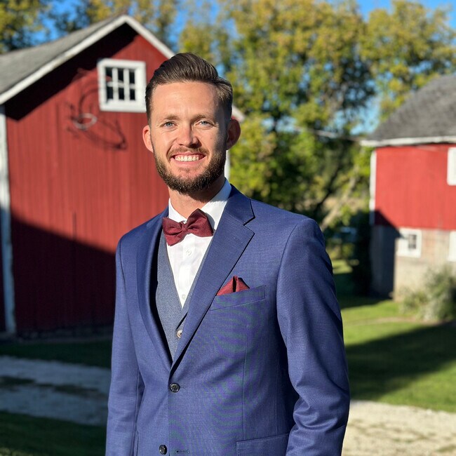 Agent Photo
