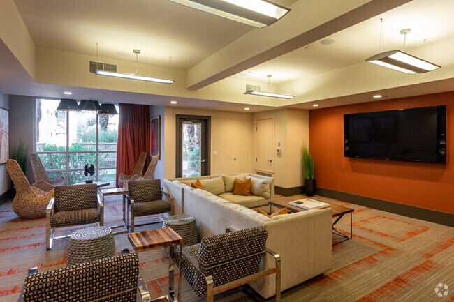 Elevation on Central, Phoenix, AZ 85012 - photo 3