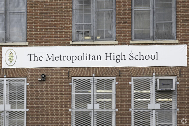 Metropolitan High School is ranked 976-1,198th within New York.