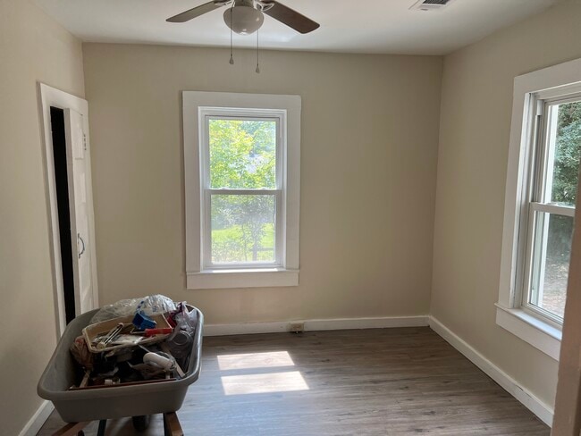 18 Walnut St, Toccoa, GA 30577 - photo 5