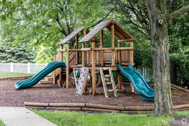 Guidepost Montessori Private Pre-K & Elementary.