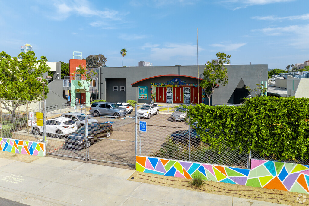 Perkins Elementary School offers staff off street parking.