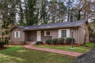 5090 Heather Rd SE, Smyrna, GA 30082