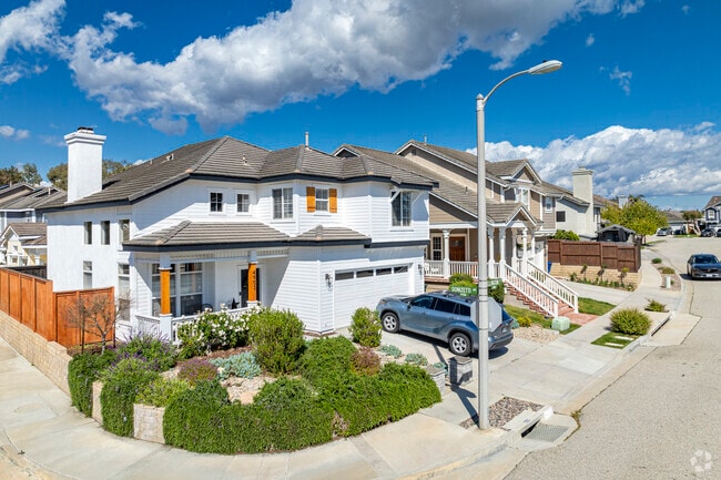 Contemporary two-bedroom homes in Thille start at $825,000.