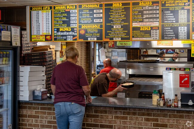 Best Way Pizza is a favorite spot for Toy Town locals.
