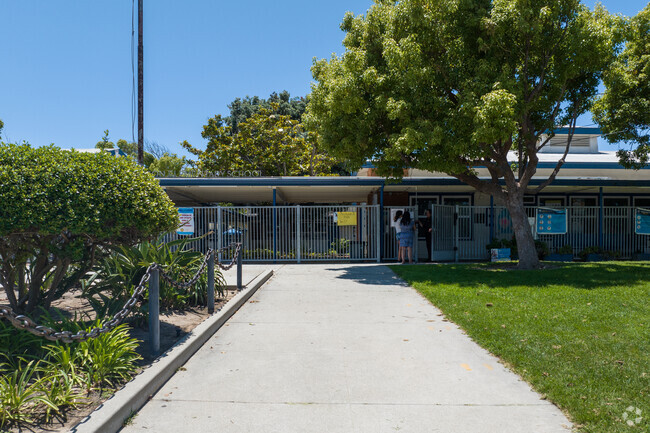 Edison Elementary School in Torrance, CA was home to 493 students in 2023.