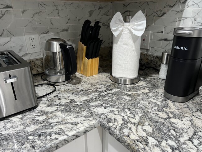 11334 74th Ave unit 6E, Seminole, FL 33772 - photo 5