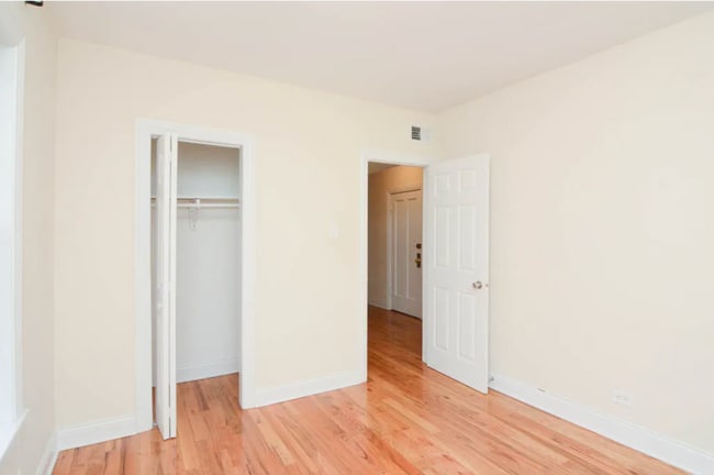 1102 W Wellington Ave unit 3, Chicago, IL 60657 - photo 6