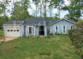 2457 Newgate Dr, Decatur, GA 30035