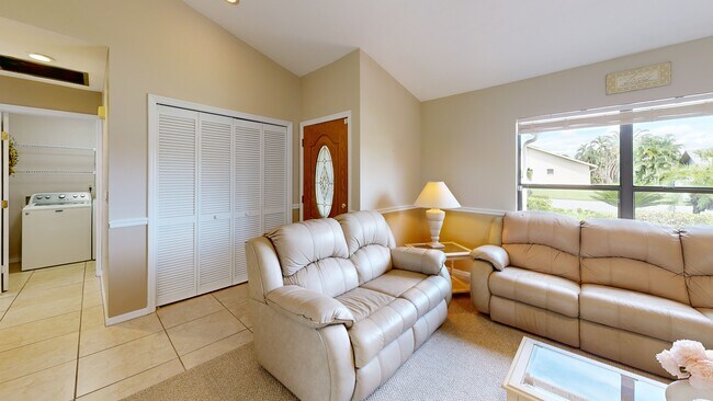 6811 Saint Edmunds Loop, Fort Myers, FL 33966 - photo 2