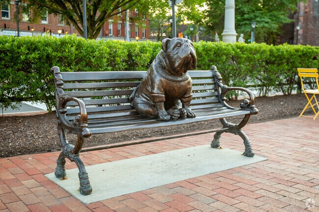 The Handsome Dan bulldog statue marks Yale pride on Broadway.