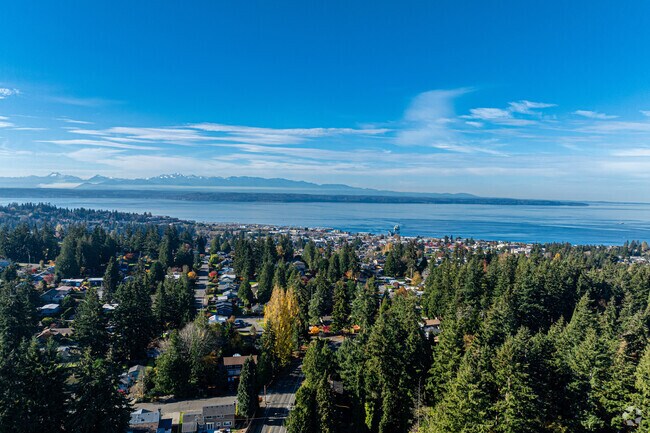 Chase Lake is in the central section of Edmonds, about 15 miles north of Seattle.