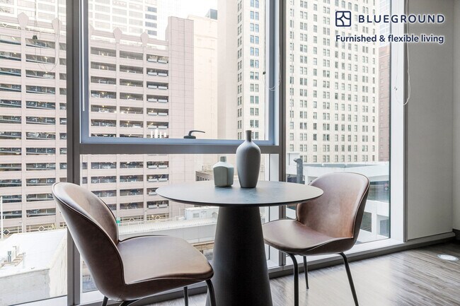 215 W Lake St unit FL8-ID1344, Chicago, IL 60606 - photo 6