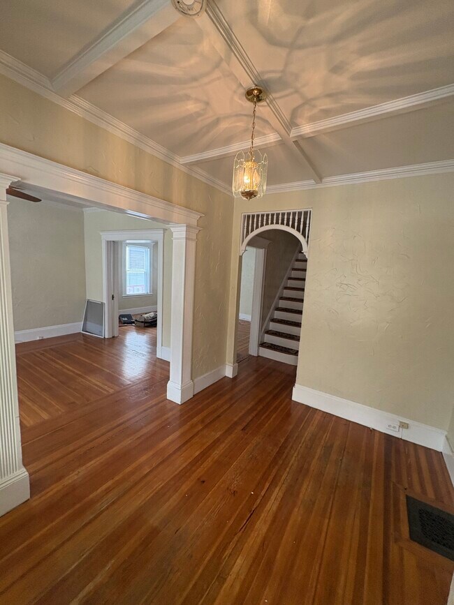 50 Bromfield Rd unit 1, Somerville, MA 02144 - photo 5