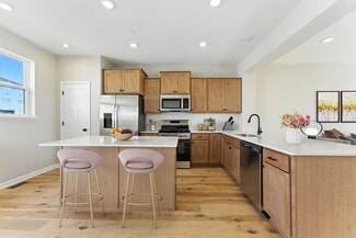 10379 Birchwood Cir, Victoria, MN 55318