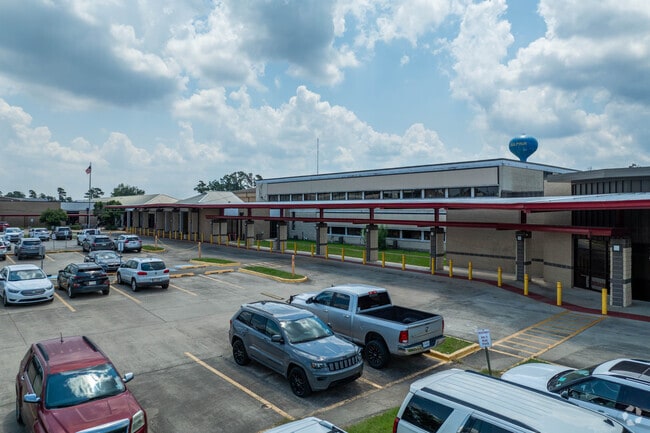 Maplewood Middle has a student body of 335 students.