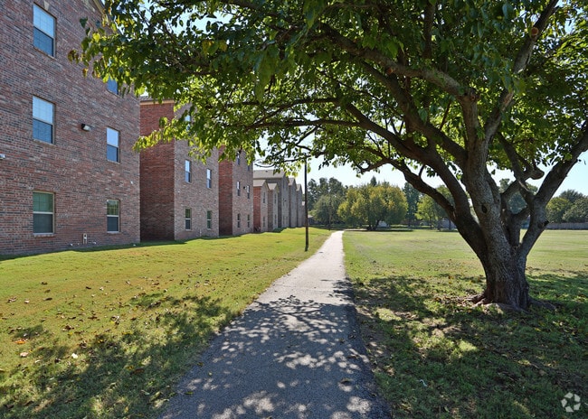 Access Jaycee Park from your back door!